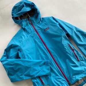 LIKE NEW Patagonia Rain Jacket